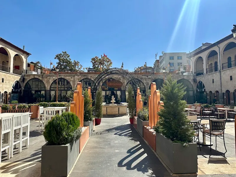 Bayazhan Hotel & Restaurant - 3