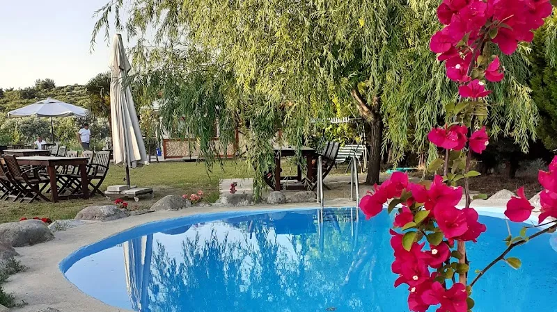 Fokaia Garden Kahvaltı Bahçesi - 2