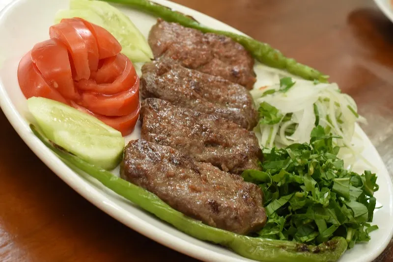 Bergama Köftecisi - 2