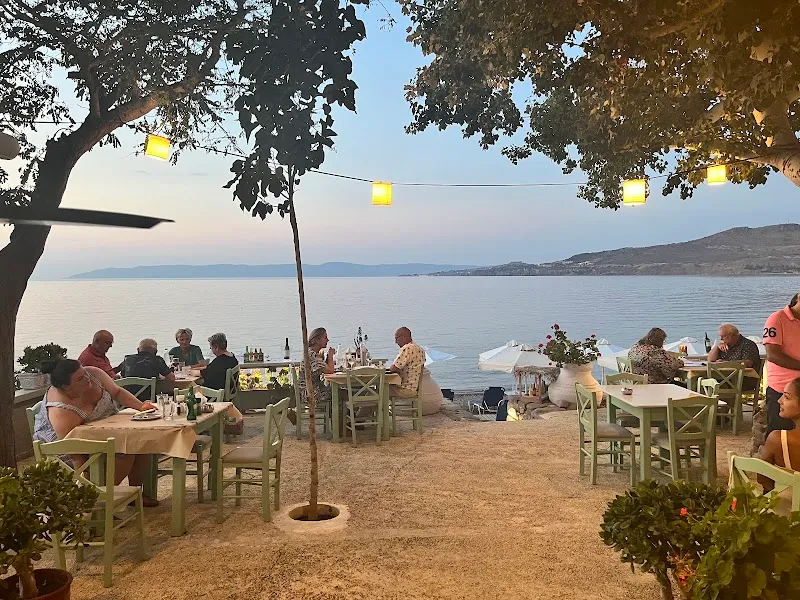 Avlaki Restaurant - 3