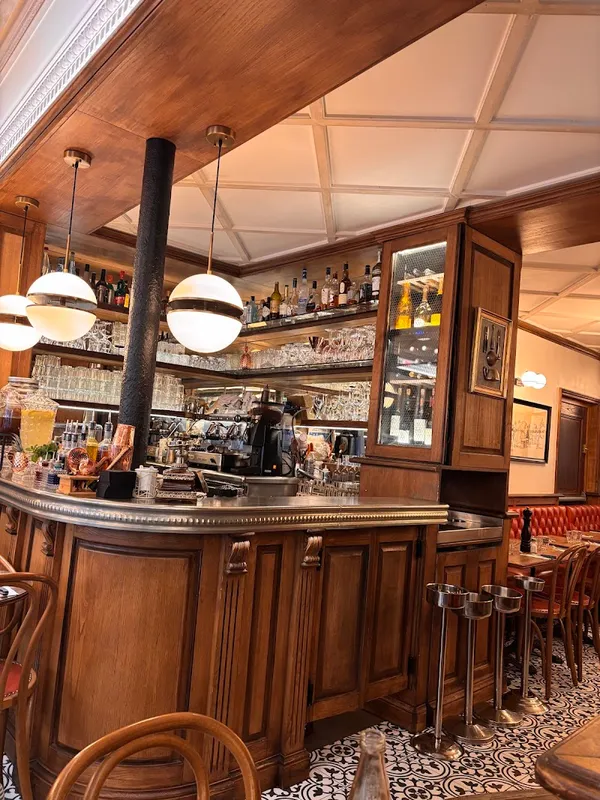 Le Bouchon Parisien - 2