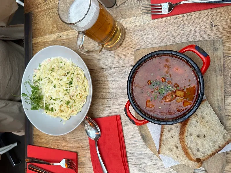 Oggi Pizzeria Napoletana - 5