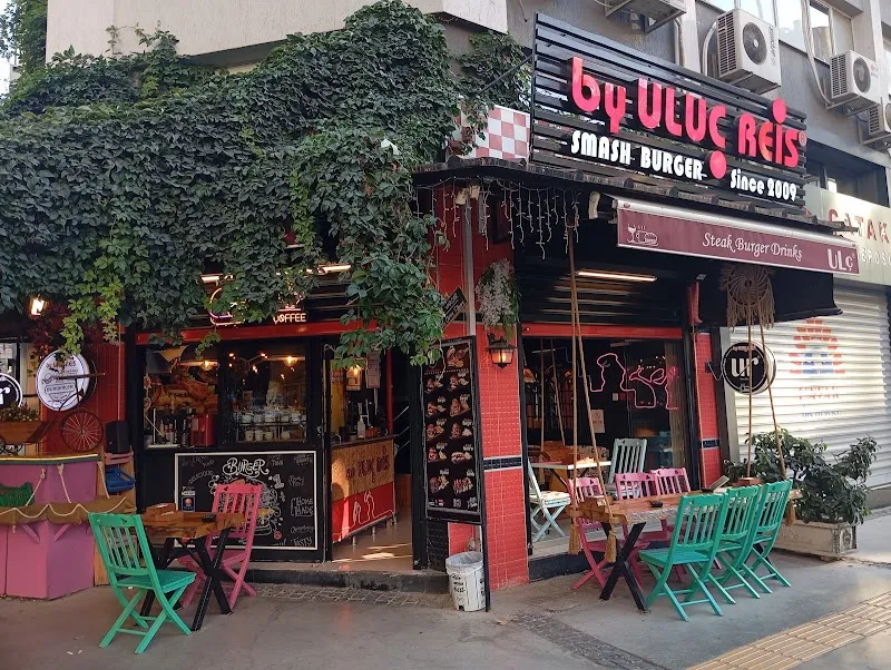 By Uluç Reis- Steak Burger Drinks - 5