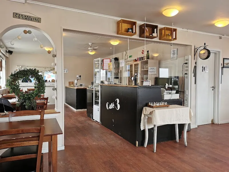 Café 3 - 5