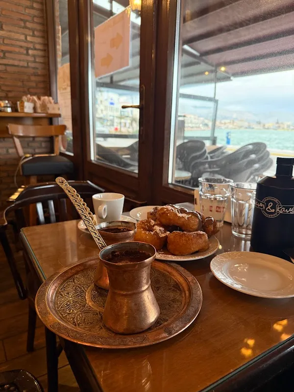 Icing Sugar and Cinnamon - 2