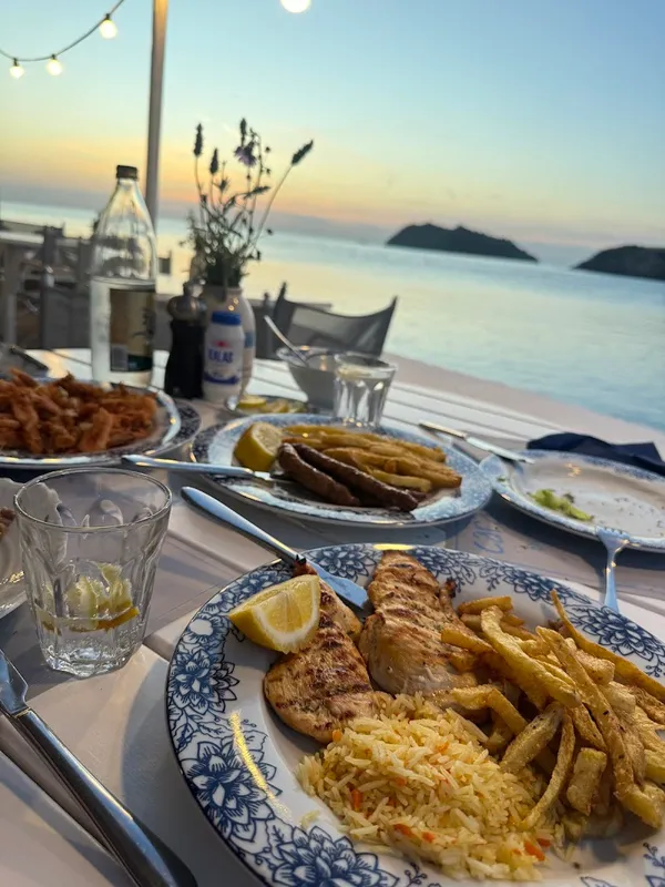 Caravan by the sea - 5