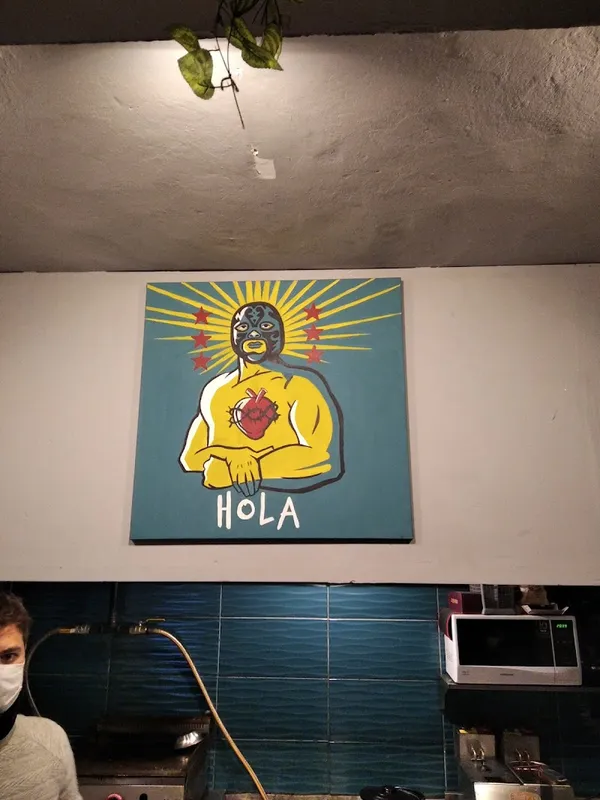 HOLA Tapas Bar - 3