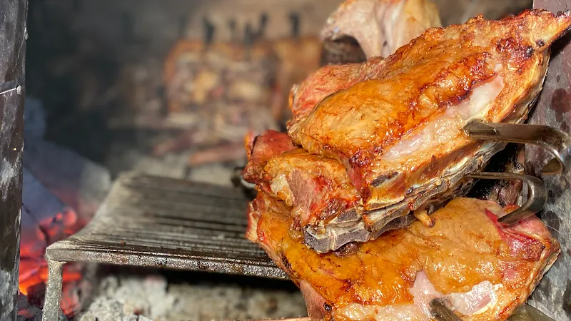 Hüsamettin Usta Kocabaylar Kebap Salonu - 2