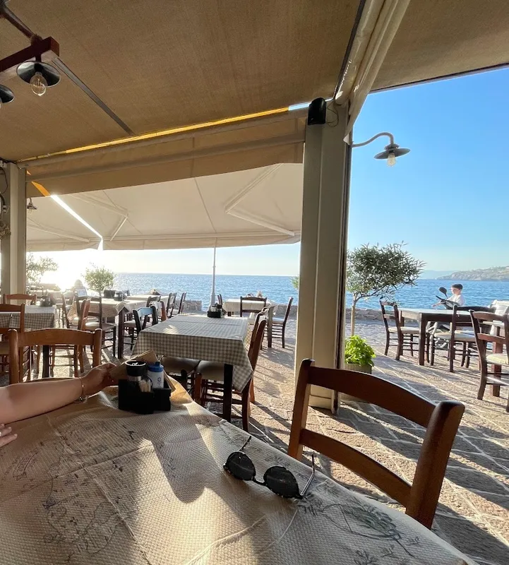 Marina grill house restaurant - 5