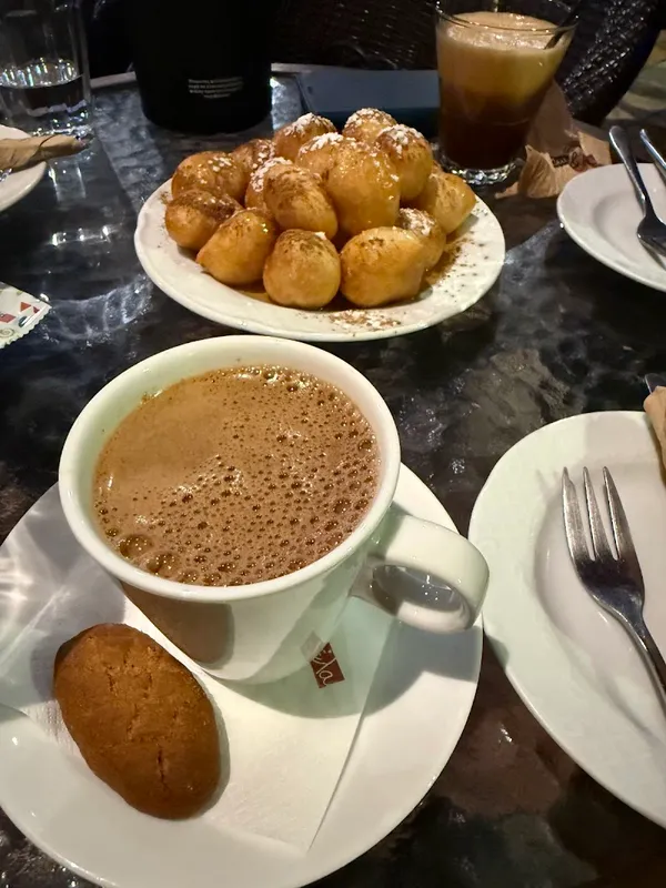 Icing Sugar and Cinnamon - 4