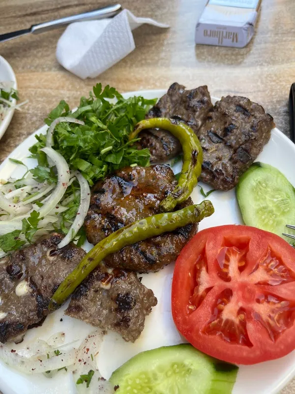 Bergama Köftecisi - 4