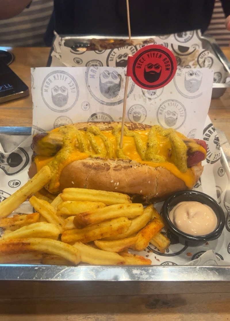 Gece Yiyen Adam Bostanlı - 3