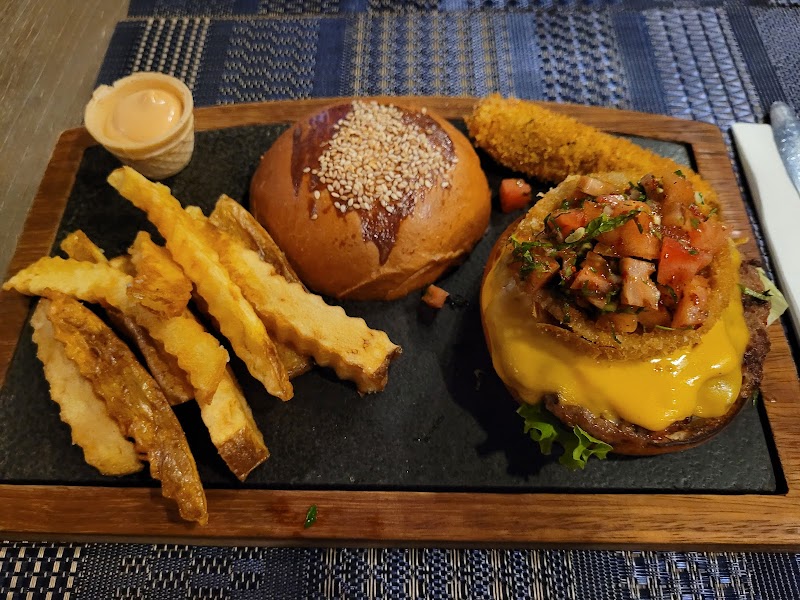 Hamburger by Aytekin Ergün - 5