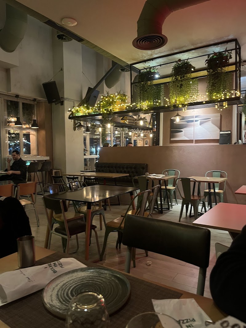 High School Pizza Bar - 4