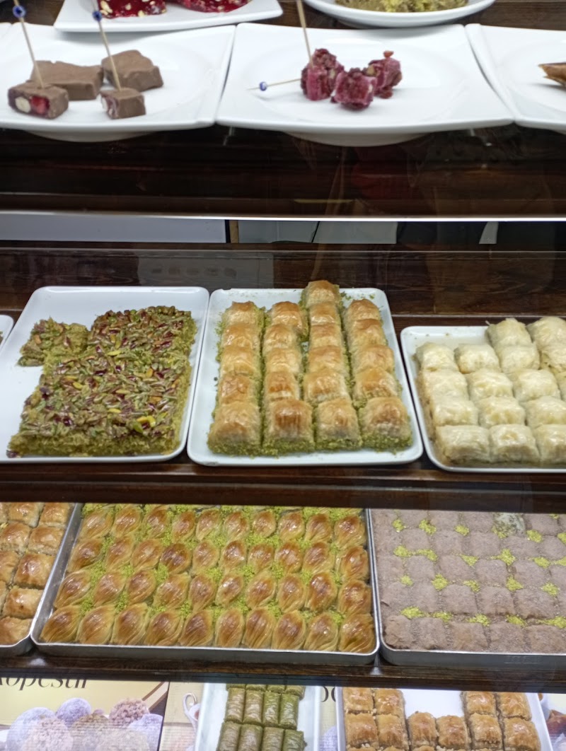 Hisarönü tatlıcısı- KONAK - 3