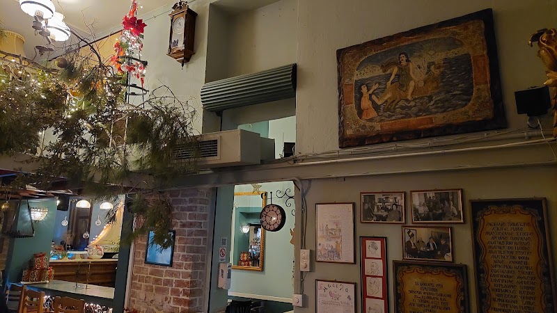 Mousiko Kafeneio - 4