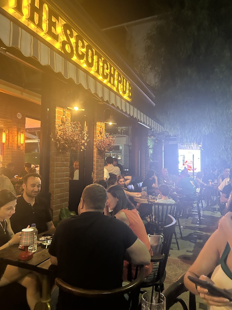 The Scotch Pub - 4
